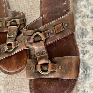 FRYE Men’s Brown Leather Slides Sandals